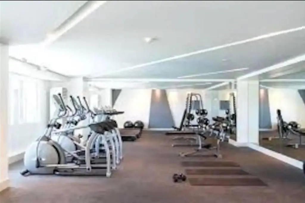 Luxe & Cozy 1Br Apt With Netflix/Pool/Mall/Cinema contacts