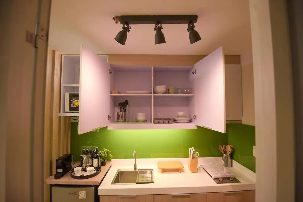 Luxe & Cozy 1Br Apt With Netflix/Pool/Mall/Cinema Apartment Manila 0*,  Philippines